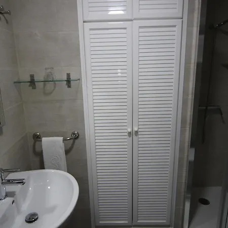 Roma בית הארחה 3*